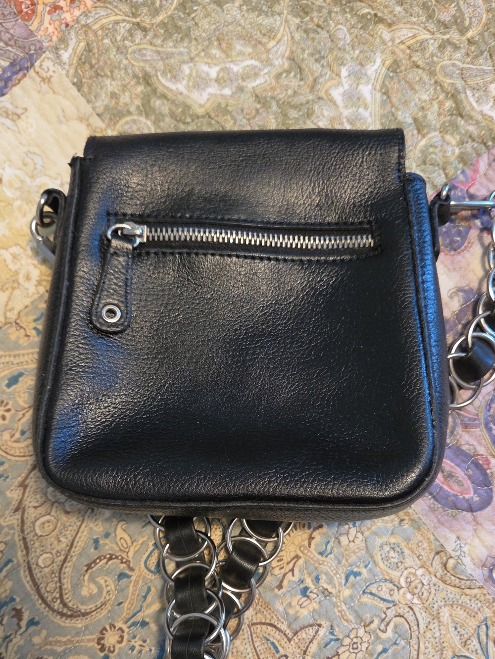 Harley-Davidson Black Leather Studded Heart Motif Bag - Picture 5 of 9